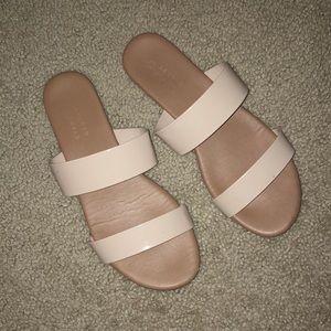 LC Cream Sandals. Worn once. Great Condition. 8